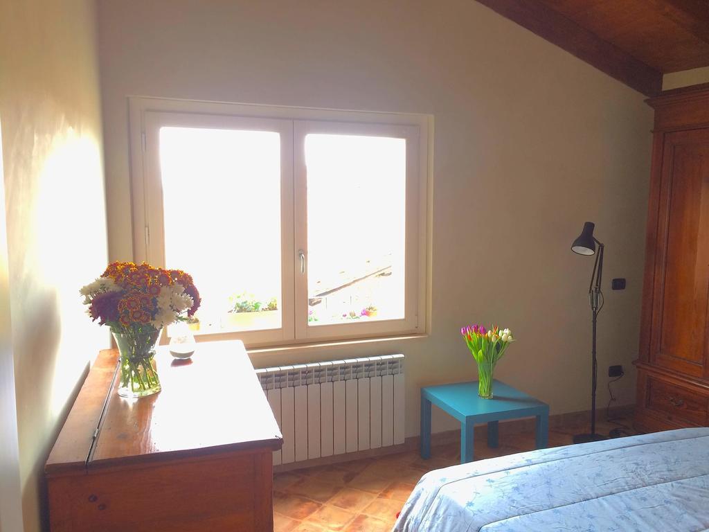 ナルニ Ganga Bed & Breakfast 部屋 写真