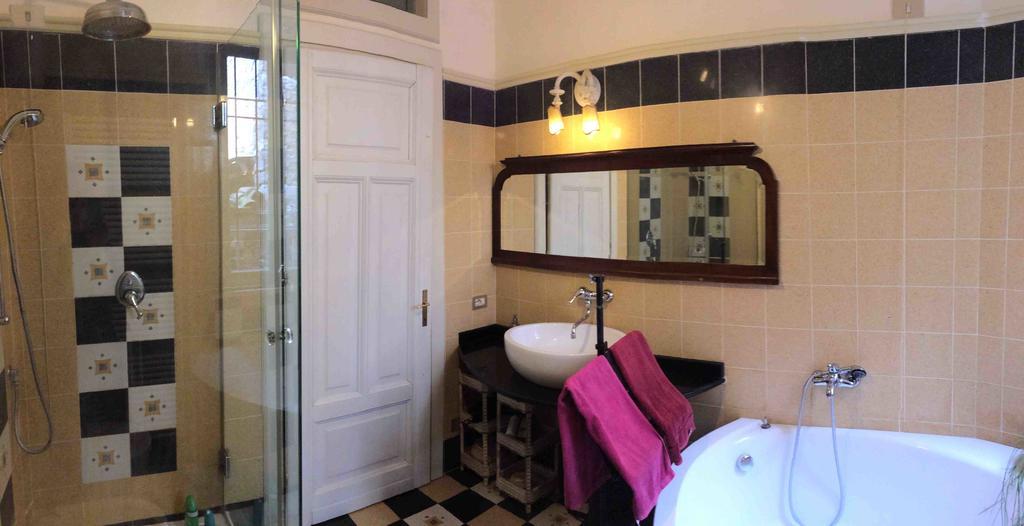 ナルニ Ganga Bed & Breakfast 部屋 写真
