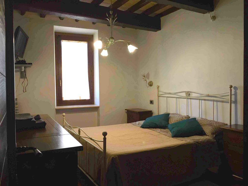 ナルニ Ganga Bed & Breakfast エクステリア 写真