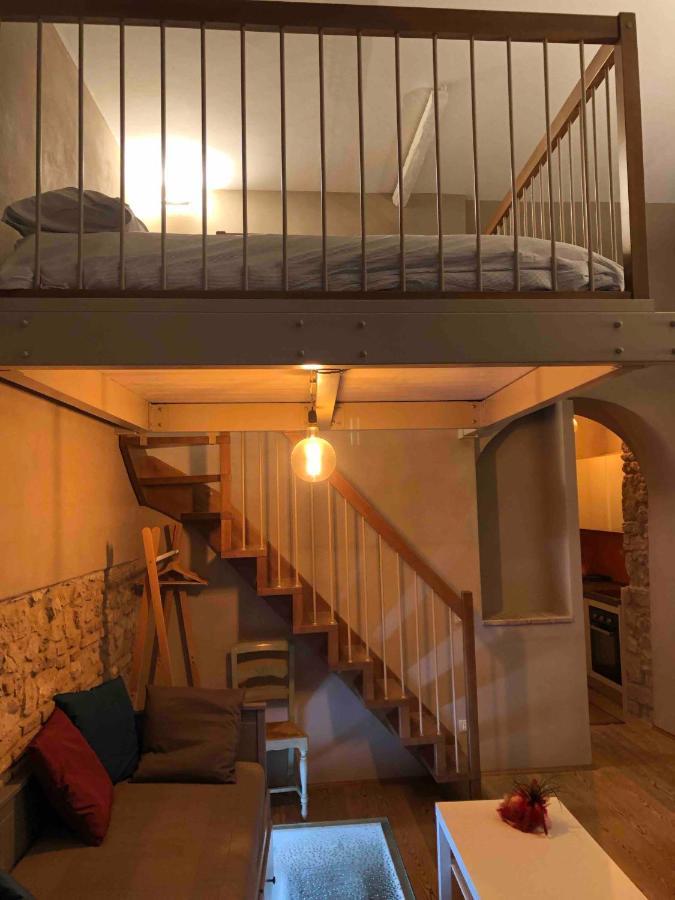 ナルニ Ganga Bed & Breakfast エクステリア 写真